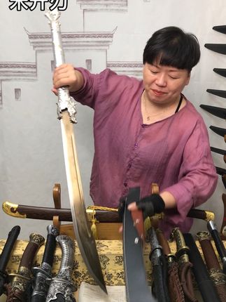 #牛尾刀#冷兵器#男人的玩具#工艺品@DOU+上热门
