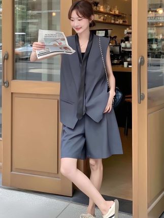 韩系气质穿搭~真的好好看~谁穿谁美丽~#服装博主的眼里根本没有丑衣服 #夏日不费力一周穿搭合集 #红人之夜红人高光造型 #恋夏一族驾到通通闪开 #拯救出片率的穿搭