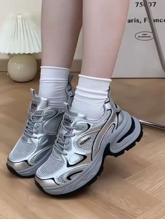 #好穿不累脚 #新款老爹鞋 #百搭鞋子 #老爹鞋 #秒变大长腿