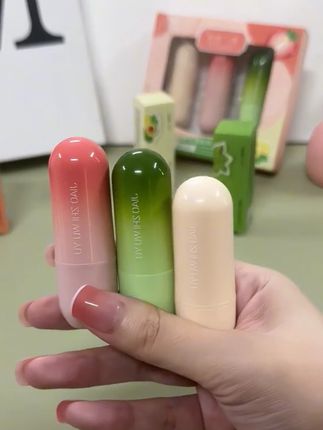 【3支盒装】白凡士林牛油果润唇膏滋润保湿唇膏防干裂淡化唇纹水润#凡士林唇膏 #润唇膏 @我要上热门