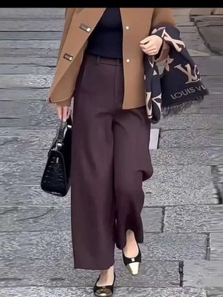 秋季穿搭高腰垂感西装裤,谁穿谁好看 # 显高显瘦显腿长 气质拿捏潮流 阔腿裤,时尚洋气。