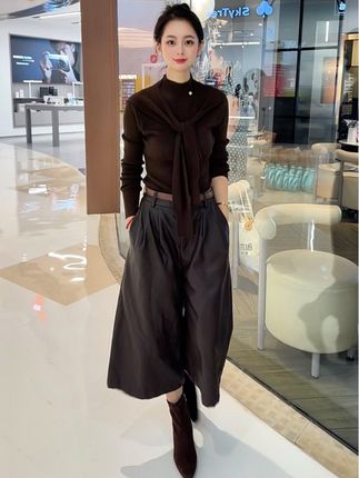 真金白银虽然冰冷,但它不会骗你;真心虽然火热,但是真心瞬息万变!#穿出高级感 #高级感穿搭 #显瘦遮肉 #慵懒风穿搭 #梨形身材穿搭