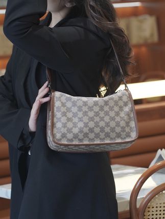 迪兰奇包包女款爆款2025新款通勤女包斜挎包大容量百搭潮流便携包#包包推荐 #包包搭配 #爆款热卖中 #好物推荐🔥
