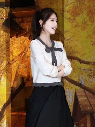 #优雅气质 #小众设计感 #温柔穿搭 #减龄显瘦穿搭 #通勤搭配