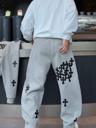 主打是加绒加厚重工运动