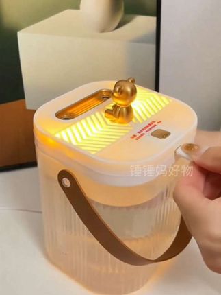 最近太干燥了,总是睡一觉起来嗓子鼻子干干的不舒服,这个#加湿器 小巧,使用方便,气雾细腻#好物推荐🔥 #强烈推荐