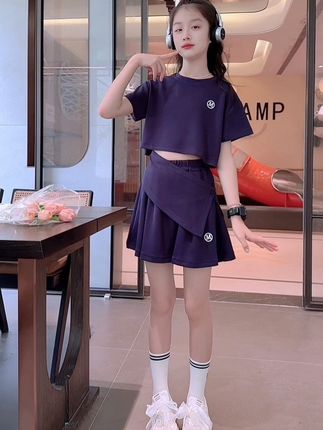 女童中大童时尚半身裙两件套#夏季穿搭 #生女儿就是用来打扮的 #高品质童装 #潮童穿搭 #女童穿搭