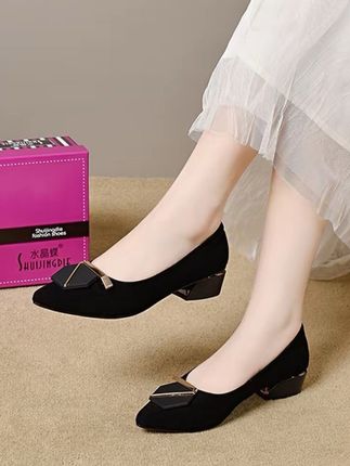#穿出高级感 #只做高品质 #百搭女鞋 #舒适百搭款 #女鞋推荐 水晶蝶水晶蝶2025秋季新款气质中跟鞋皮鞋软底粗跟尖头浅口秋单鞋