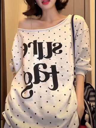 #斜肩上衣 #甜美穿搭 #小个子穿搭 #显瘦搭配