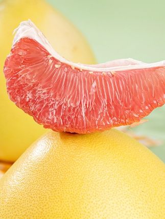 #应季水果 #蜜柚 红心柚,皮薄肉厚,每一口都像在喝天然果汁!果肉饱满,酸甜多汁,富含维C,全家都爱吃!现在下单,新鲜直达!#强烈推荐 #今日分享