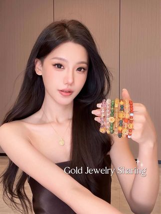 手一抬就是好运 转走水逆来财自然神 #诗普琳珠宝#黄金首饰#诗普琳灵转八宝罗盘#秋冬穿搭新鲜感在线