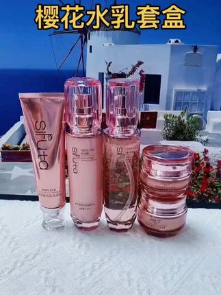 皮肤干燥缺水,用化妆品不吸收,试试这款水乳保湿提亮肤色,清爽不油腻,平时护肤喜欢用它#水乳套装 #保湿补水 #提亮肤色