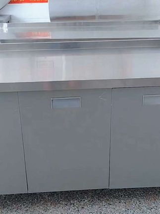 不锈钢厨房橱柜真好,整体都是不锈钢材质的,免安装橱柜,收到货了,摆放在厨房就可以用了,厨房橱柜,厨房家居