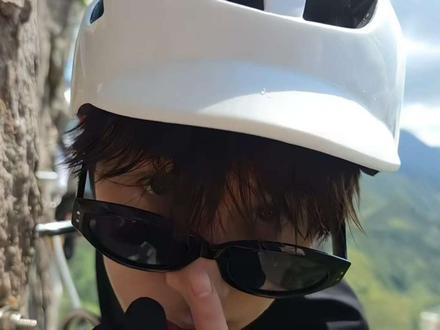 #童锦程 #大海星辰798 #不负每一份热爱 #飞拉达 @童锦程798。 @李文卓 @Kiroo大锤酱 @壮壮798 勇敢的人,先享受世界!雁荡山飞拉达挑战成功#用热爱点燃青春