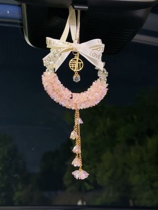永远自由如风,永远为自己着迷。#礼物推荐 #车挂 #车饰品