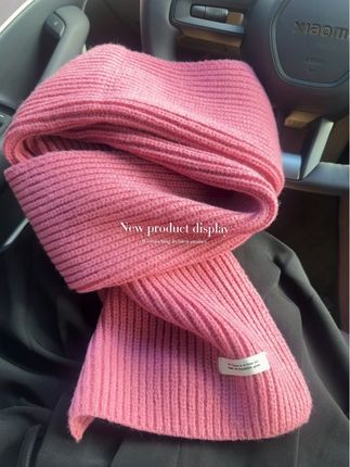 这个围巾🧣真的太好搭了吧 保暖不厚重 学生党轻松驾驭 妥妥的韩剧女主#围巾 #秋冬 #氛围感穿搭 #秋冬穿搭