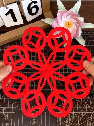 画个圆,剪个“八方来财”窗花。㊗️大家2026年八方来财,好运连连#剪纸#手工 #爱手工爱生活 #创作者中心 #创作灵感