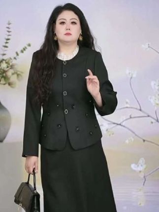 大码小香风立体花外套#成熟气质穿搭 #气场全开 #大码女装 #高级感穿搭 #轻奢女装