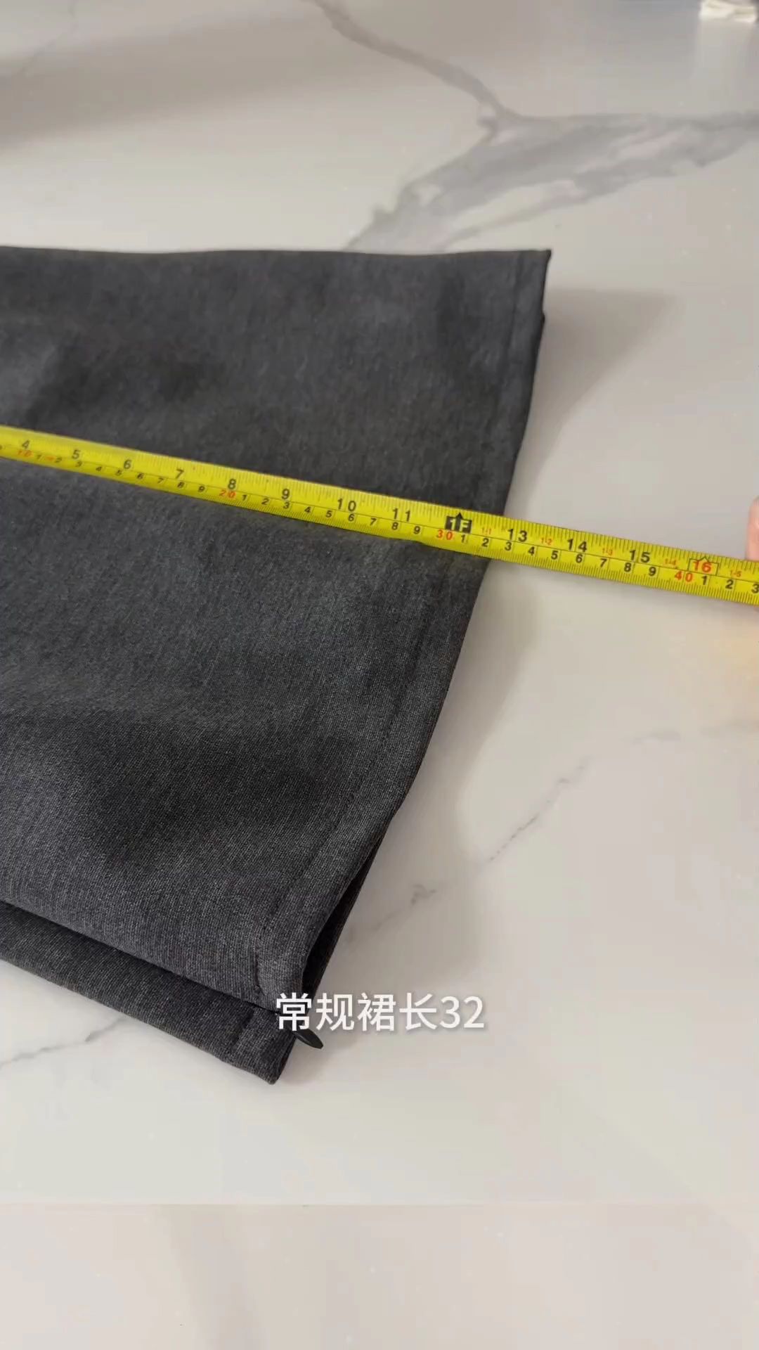 重磅舒适面料2025夏季新款包臀半身裙女高腰显瘦防走光A字短裙裤#今天穿什么 #夏季穿搭 #半身裙 #夏季新款 #辣妹穿搭