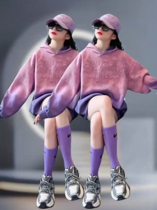 女童连帽卫衣2025新款初中生儿童春秋上衣潮酷穿搭女大童秋装衣服#潮酷穿搭 #春秋新款 #酷女孩穿搭