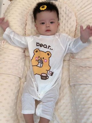 天热给宝宝穿这种料子的衣服可大舒服了,面料软软糯糯,丝丝滑滑的,居家外出当空调服睡衣都很合适,妈妈们快安排!#婴幼儿服饰 #睡衣家居服 #柔软亲肤 #高品质童装#宝宝衣服
