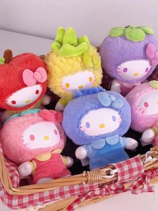 男朋友为我全款拿下的TOPTOY,Hello Kitty果香乐园系列毛绒挂件!也太可爱了!#三丽鸥 #hellokitty #toptoy #毛绒挂件