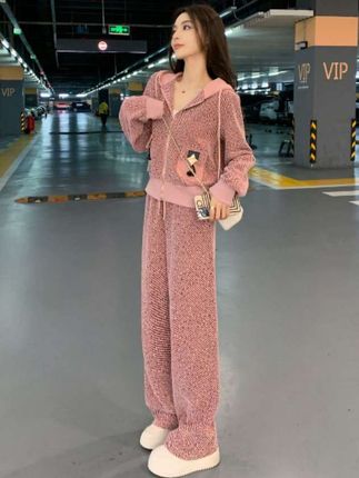 洋气女装时尚洋气减龄显瘦运动休闲卫衣阔腿裤两件套春秋
