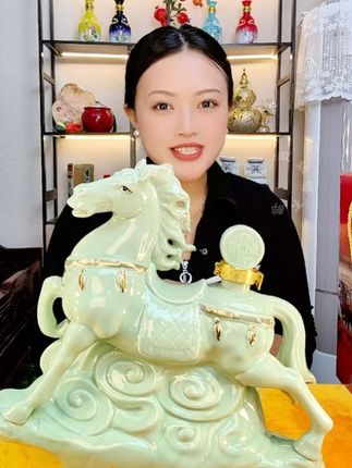 杏花村马上有钱收藏酒 景德镇高端陶瓷和杏花村美酒联合打造的经典美酒,53度黄金度数,清香型白酒,三斤装的酒水,收藏摆柜,送人送礼,真的是太合适了!#白酒 #杏花村 #好喝不贵 #好酒推荐 #酒