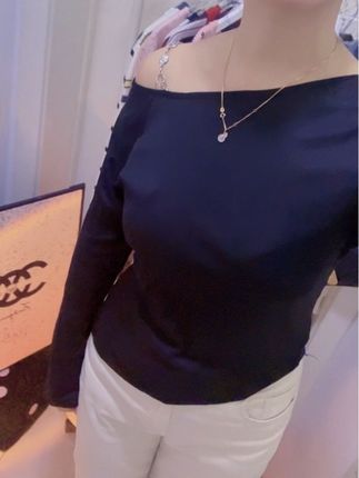 可单穿可打底~百搭款,上身显瘦遮肉#今日穿搭 #衣服穿搭 #穿衣 #每日分享 #漏肩打底衫