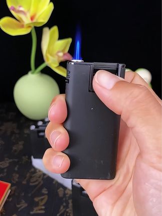 #创意打火机 #高级黑 #防风打火机 #超便宜超划算 #好物推荐🔥