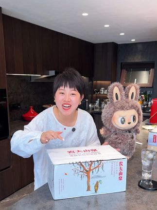 农夫山泉运动盖天然矿泉水这价格太太太合适啦!这水真好喝!#农夫山泉天然矿泉水 #长白山矿泉水