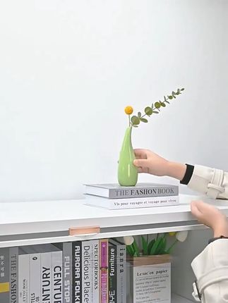 家里有孩子的一定要买这个书柜,它是碳钢材质的,结实耐用,不用担心孩子攀爬安全问题,而且还是加高加厚的设计,可以放很多书,特别适合学生用。它不仅防刮耐磨,还容易清洁打理,脏了一擦就干净了。有了它,孩子的学习环境也会变得更好,家长们千万别错过!#钢制书柜 #实用省空间 #居家好物 #多层书架 #储物柜