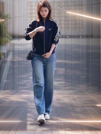 #潮流穿搭休闲风 #简约穿搭 #时尚减龄穿搭 #简约休闲风