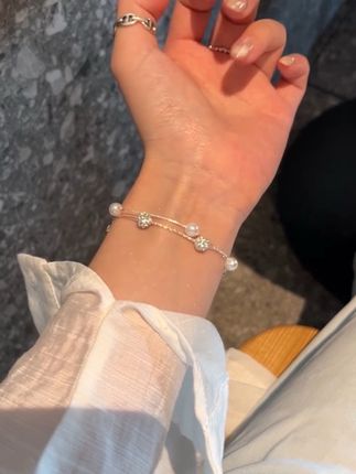 温油一整个夏季的珍珠手链叠戴!!#饰品就要blingbling #手链推荐 #珍珠手链#手链叠戴#礼物