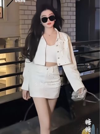#气质穿搭 #洋气减龄 #谁穿谁好看 #ootd穿搭 #高级感穿搭