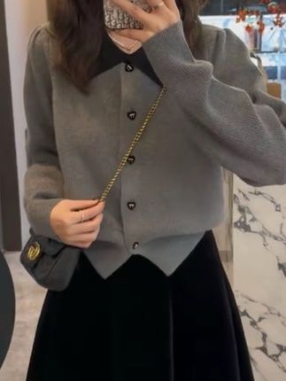 秋冬韩版气质小香风针织开衫修身显瘦毛衣外套百搭加厚丝绒半身裙#小香风针织衫#秋冬半身裙#秋冬套装#穿出高级感#谁穿谁好看