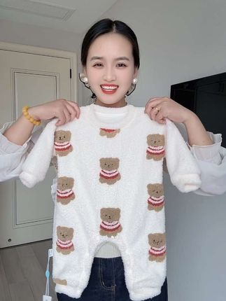 哇塞!这也太好看好穿了吧!云朵绒的细腻亲肤,保暖锁温,外出居家穿都好穿。#高品质童装 #婴幼儿服饰 #萌娃穿搭 #婴儿衣服 #韩系穿搭