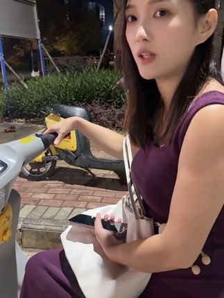 落魄了家人们@咚咚锵 #骑行日常 #vlog日常 #心爱的小摩托