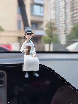 这个李白摆件太有感觉了,很独特不撞款,车上哪里都可以摆放#车品 #汽车网红摆件饰品 #汽车好物 #汽车好物推荐 #车内摆件