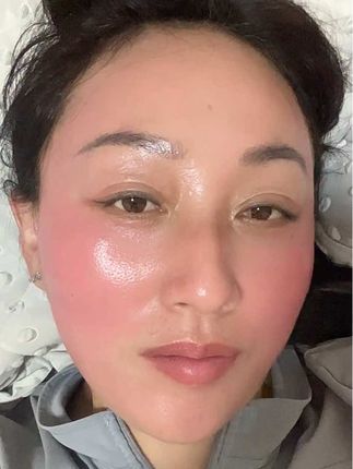 微醺的感觉不是很好,也许跟心情有关吧……