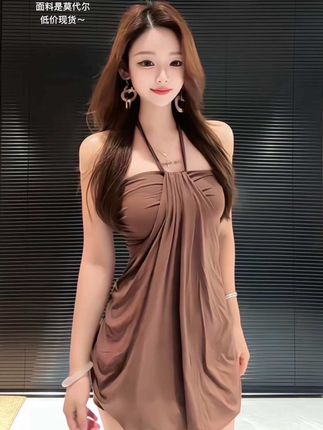 #套装显瘦穿搭 #度假穿搭 #出游穿搭 #女人味穿搭