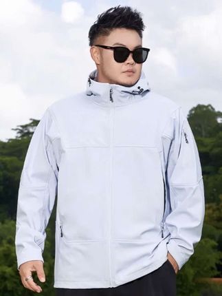 #新款穿搭 #创作者中心 #创作灵感 【户外软壳加绒连帽夹克】乔拉格大码男装秋冬宽松运动潮流时尚百搭#男装#夹克外套