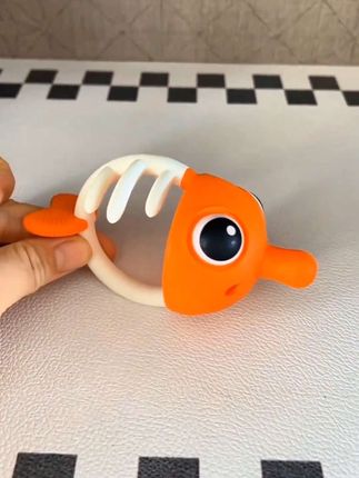 妈贝乐小丑鱼牙胶助力萌牙生长科学萌牙可蒸气水煮奶嘴级硅胶