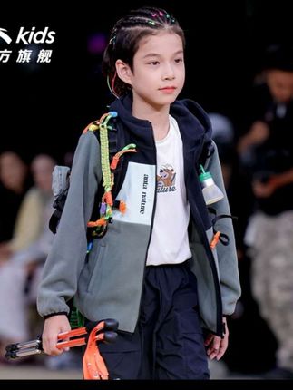 秀场同款|安踏儿童秋季新款男女童休闲保暖流光风外套户外上衣#时尚气质穿搭 #品牌童装 #回头率爆棚 #超便宜超划算 #安踏儿童撑你上场