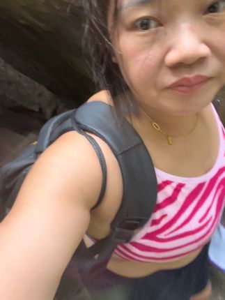 攀爬的过程可能很艰难和疲累 心中不服输的精神和自信才是你的追求…
