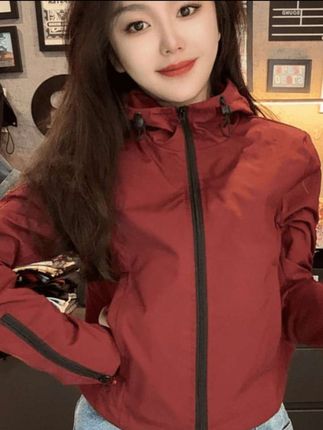 2025秋季新款时尚防风短款收腰连帽风衣工装韩版休闲外套女#时尚防风 #短款收腰 #休闲外套 #连帽风衣 #日常分享