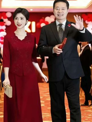 高端喜婆婆婚宴装礼服!年轻女方结婚妈妈婚礼高贵洋气中年婚宴礼服#喜婆婆喜妈妈婚宴装 #喜婆婆妈妈装 #喜婆婆旗袍