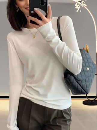 #AI扩图 #正肩t恤 #内搭外穿都好看 #爆款热卖中 #面料柔软舒适 @抖加🔥上热门🔥dou+🔥热点宝