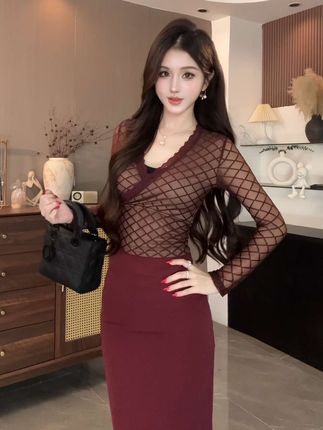 超有女人味的套装~#约会穿搭 #今天穿什么 #女人味穿搭