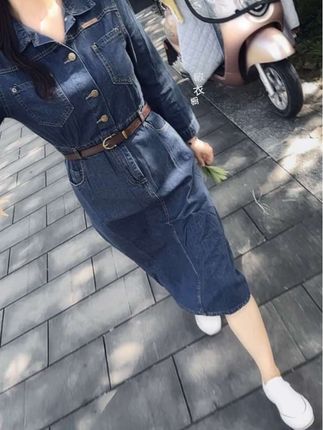 好的爱情大概就是,我让你心动,你让我心安再多的人喜欢你也比不上你喜欢的人,刚好喜欢你#穿搭 #早秋穿搭